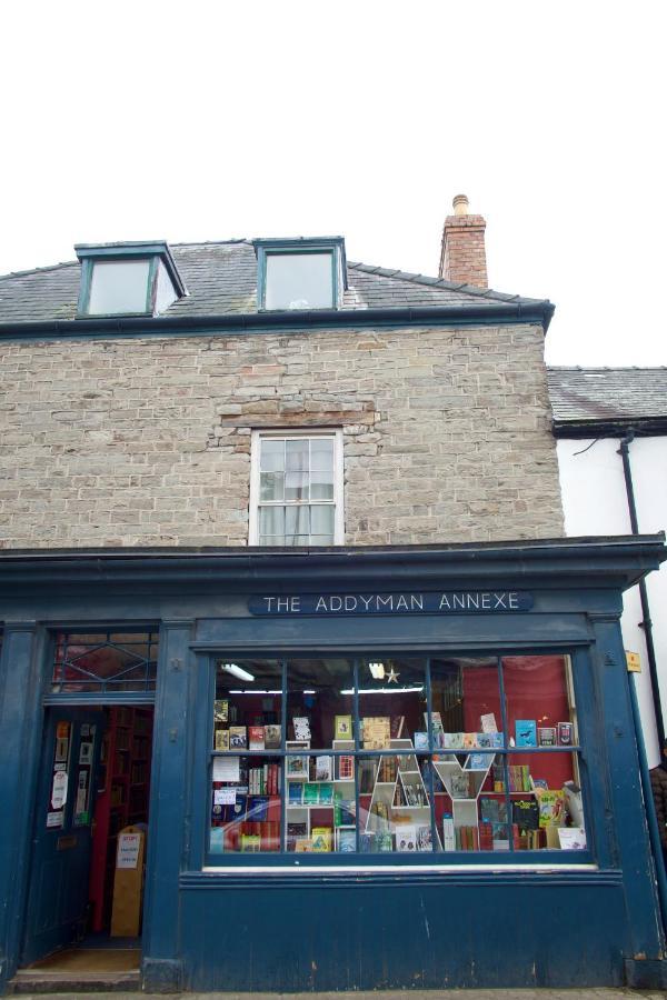 The Pavement Palace Hay-On-Wye Luaran gambar